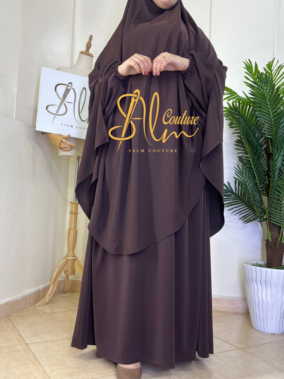 عبائة التركيز مع خمار سترة – Image 1